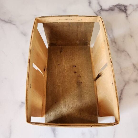 Super simple basic thin wooden box lightweight tan storage accents fruit vintage - Picture 1 of 5